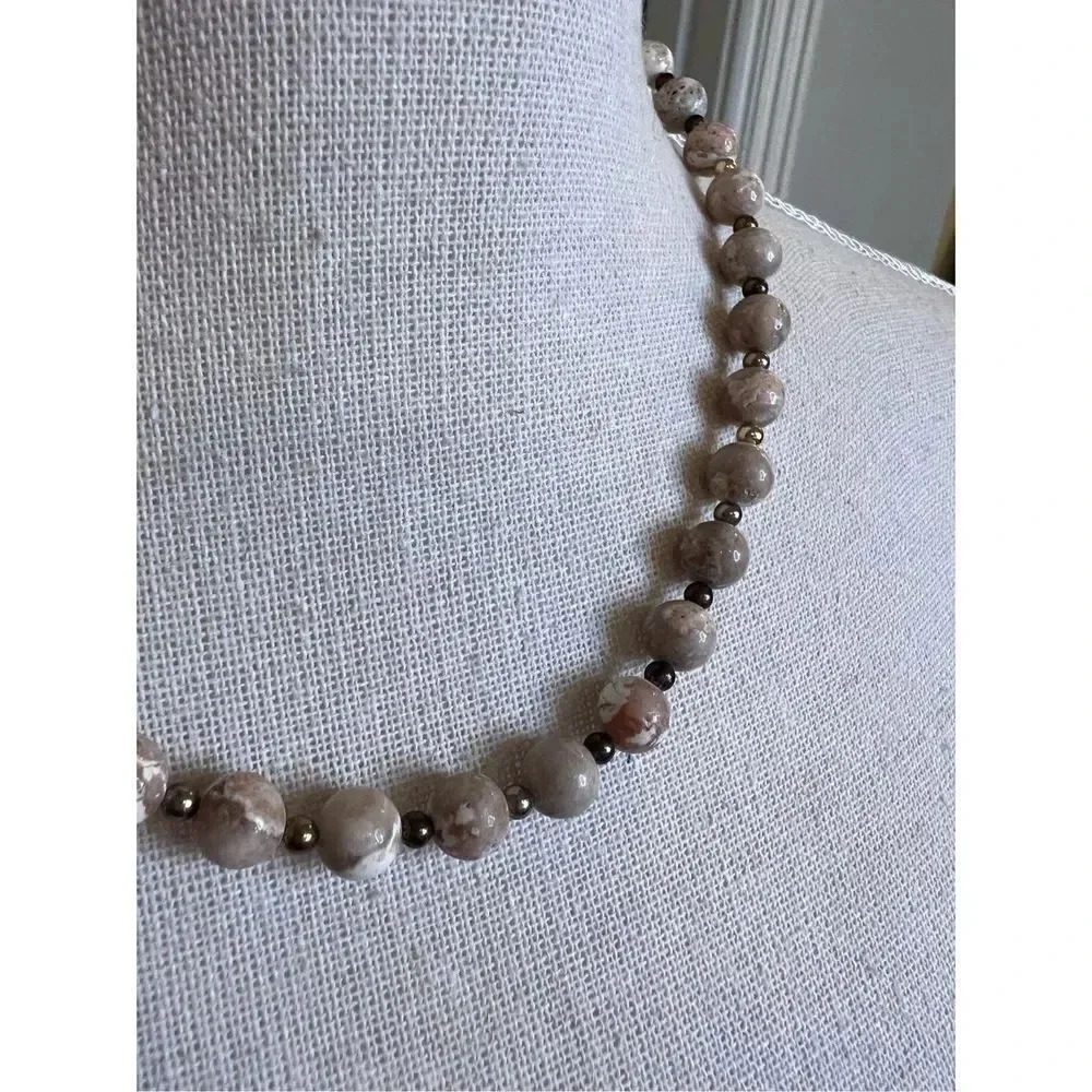 Vintage Unmarked Beaded Synthetic Pearl‎ Chain Necklace Jewelry 9”